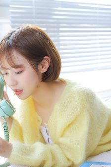 云缨去衣服的图片